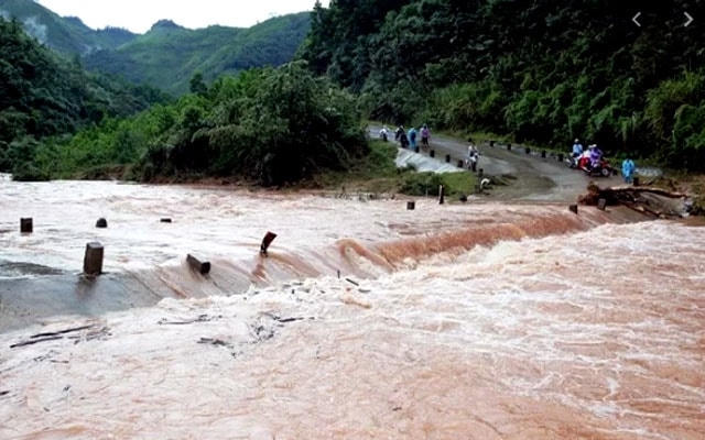 Vùng núi Bắc Bộ tiếp tục có mưa lớn, nguy cơ lũ quét và ngập úng