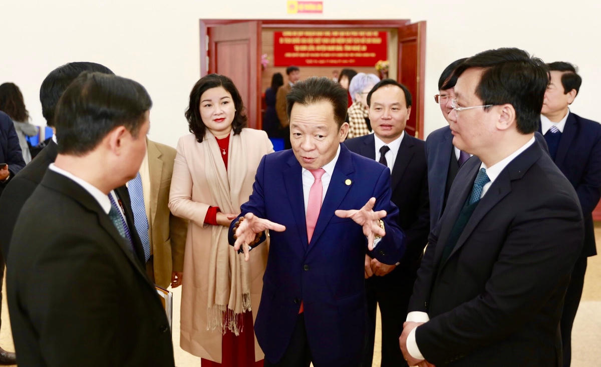 Ông Đỗ Quang Hiển, Chủ tịch HĐQT kiêm Tổng Giám đốc Tập đoàn T&T Group cho biết, T&T Group rất mong muốn quy hoạch bảo tồn, tôn tạo và phát huy giá trị khu di tích Chủ tịch Hồ Chí Minh sẽ sớm được triển khai và đi vào thực tế.