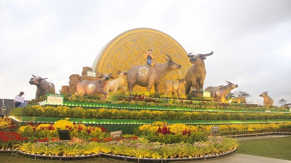 Bình Định: Khánh thành biểu tượng linh vật Tân Sửu - 2021