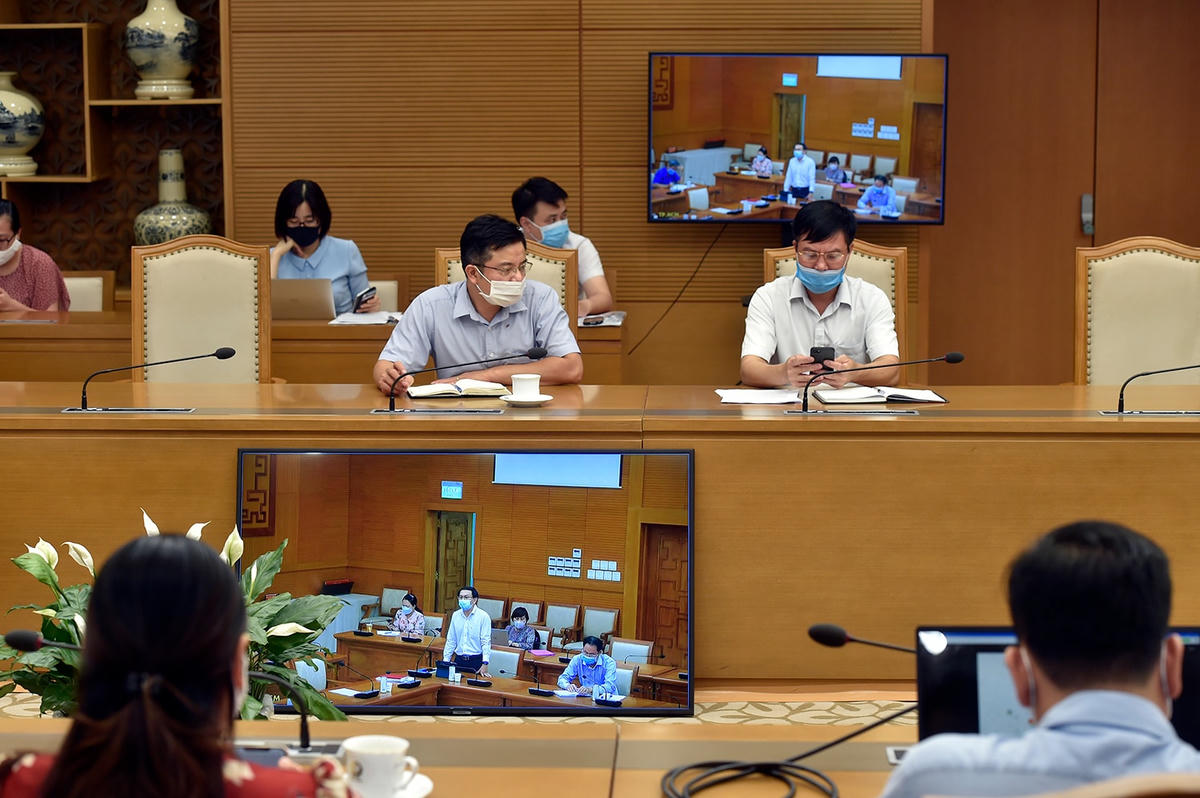 Đây là buổi làm việc thứ 3 của Phó Thủ tướng Vũ Đức Đam với TP HCM trong 2 ngày 5-6/7. Ảnh VGP/Đình Nam.