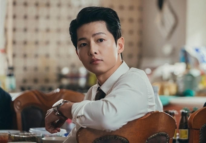 Phim "Vincenzo" được Netflix và nhiều đơn vị mua bản quyền phát sóng. Ảnh: tvN..