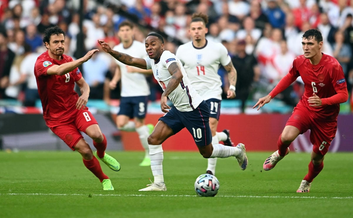 Sterling chơi khá nổi bật.