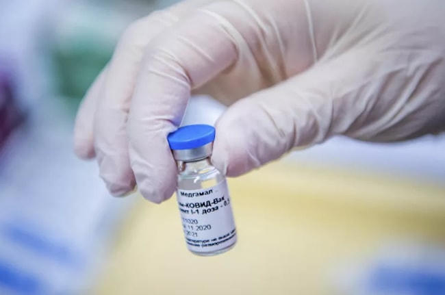 Vaccine ngừa Covid-19 CoviVac của Nga. Ảnh: Sputnik.