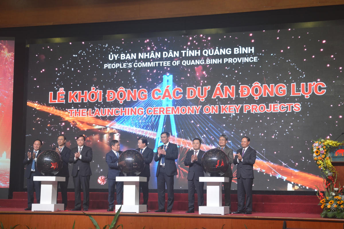 Khởi động các dự án động lực.