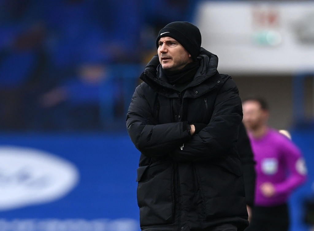 Lampard bị Chelsea sa thải chỉ sau hơn một mùa giải.