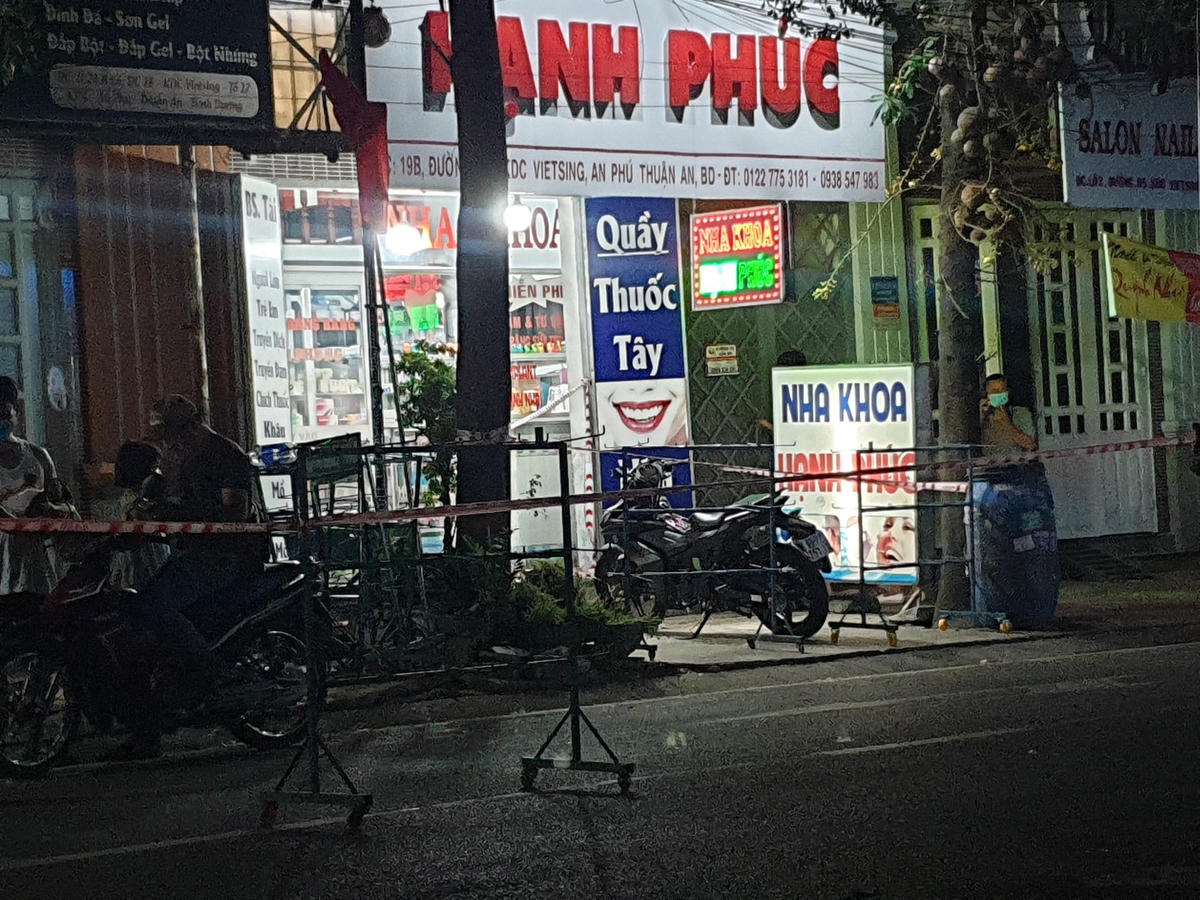 Phòng nha khoa nơi tên cướp đâm anh T. tử vong. Ảnh: TL