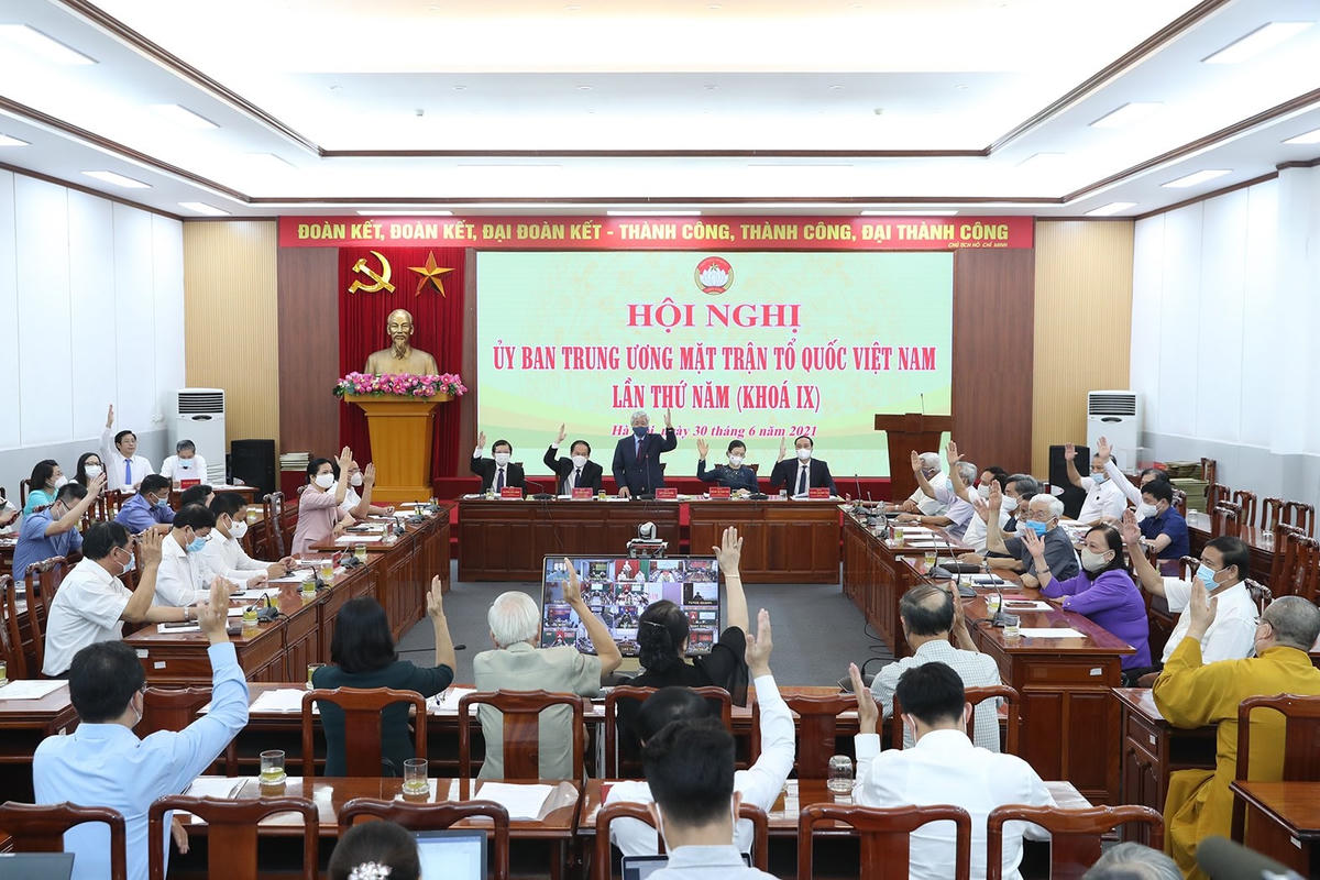 UBTƯ MTTQ Việt Nam hiệp thương cử bổ sung nhân sự theo tờ trình của Đoàn Chủ tịch.