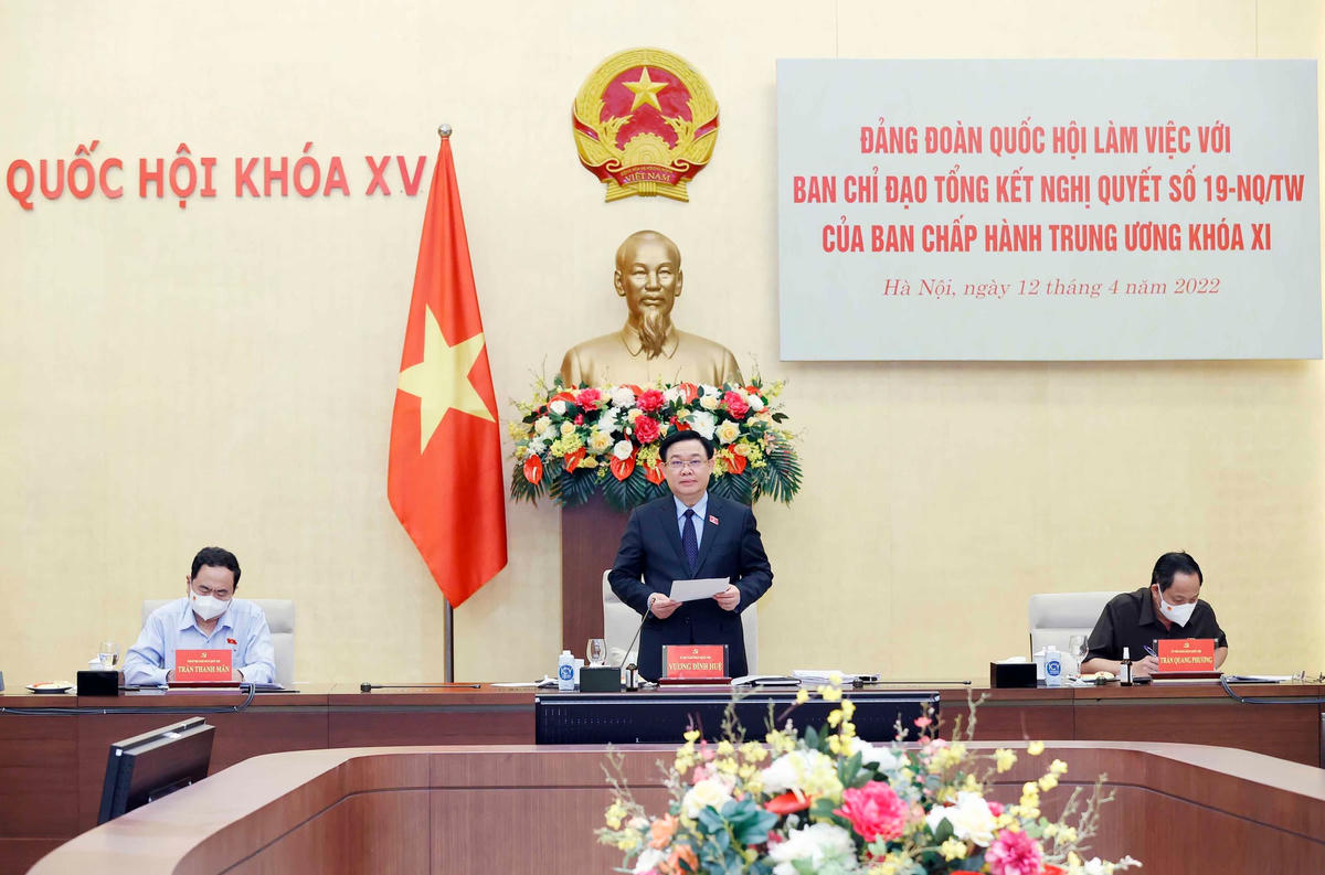 Chủ tịch Quốc hội Vương Đình Huệ phát biểu kết luận Hội nghị.
