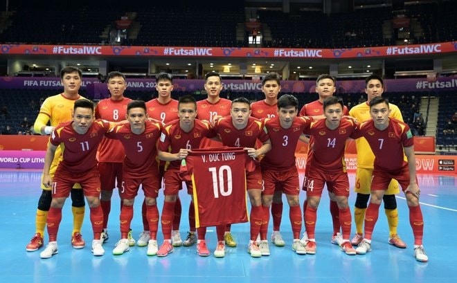 Tuyển futsal Việt Nam rời giải trong tư thế ngẩng cao đầu. 