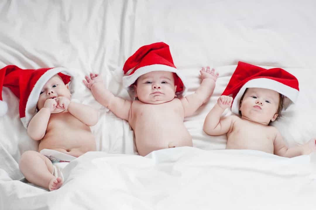 [ẢNH] Ngất ngây ngắm những 'ông, bà Noel' nhí siêu đáng yêu