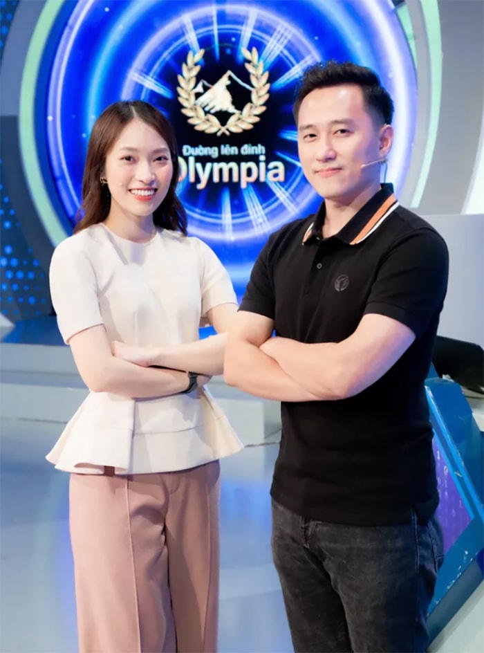 Đồng hành cùng MC Ngọc Huy năm nay sẽ là cô nàng 9x tài năng.