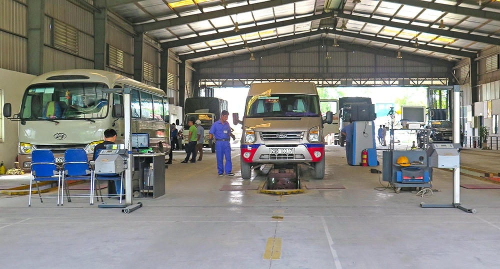 Một trung tâm đăng kiểm tại Hà Nội.