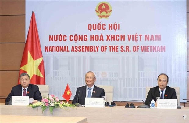 Phó Chủ tịch Quốc hội Uông Chu Lưu dự hội nghị trực tuyến. (Ảnh: Phương Hoa/TTXVN).