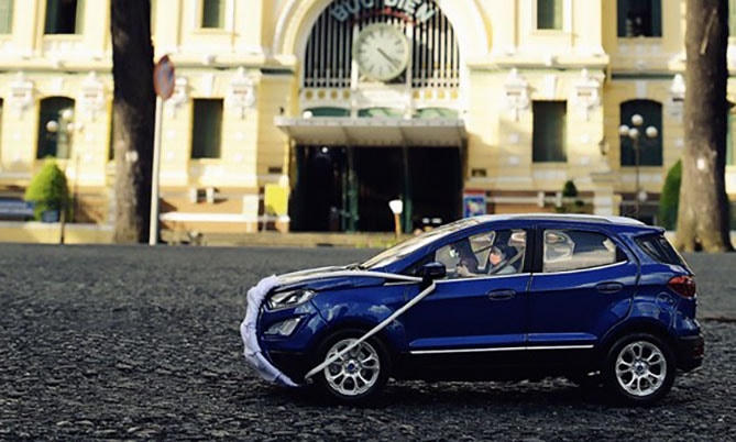 Đồng hành cùng chủ xe mùa Covid, Ford EcoSport “cũng phải" đeo khẩu trang.  