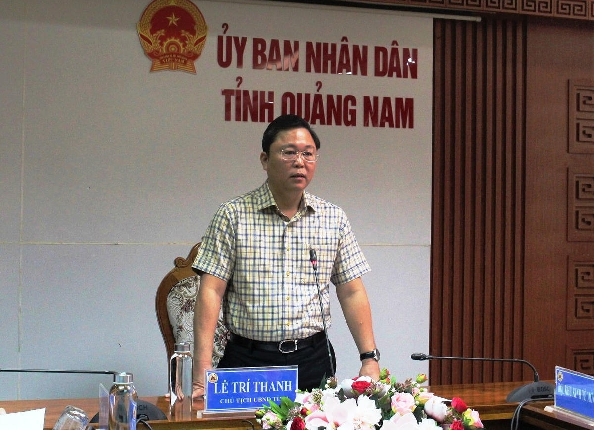 Ông Lê Trí Thanh, Chủ tịch UBND tỉnh Quảng Nam phát biểu kết luận cuộc họp.