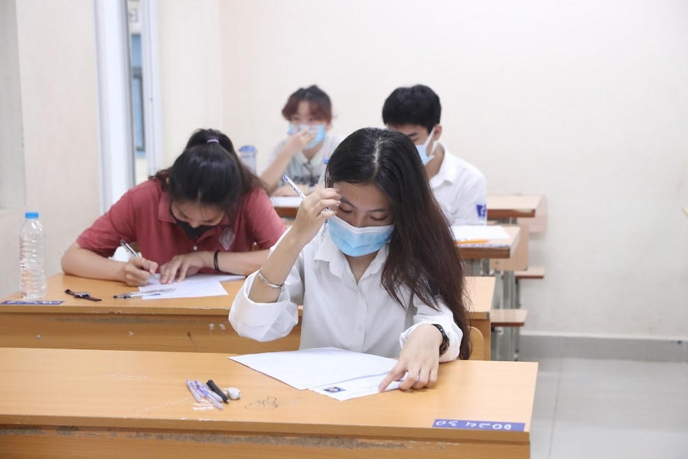 Thi sinh dự thi tốt nghiệp THPT năm 2021. (Ảnh: Phạm Quang Vinh).
