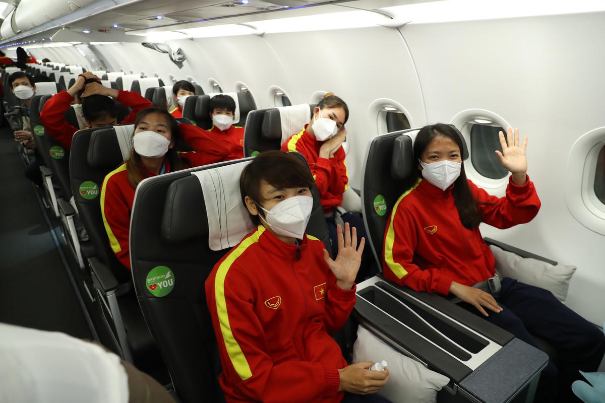 Tuyển Việt Nam được phục vụ trong chuyên cơ A321neo với khoang Thương gia hiện đại