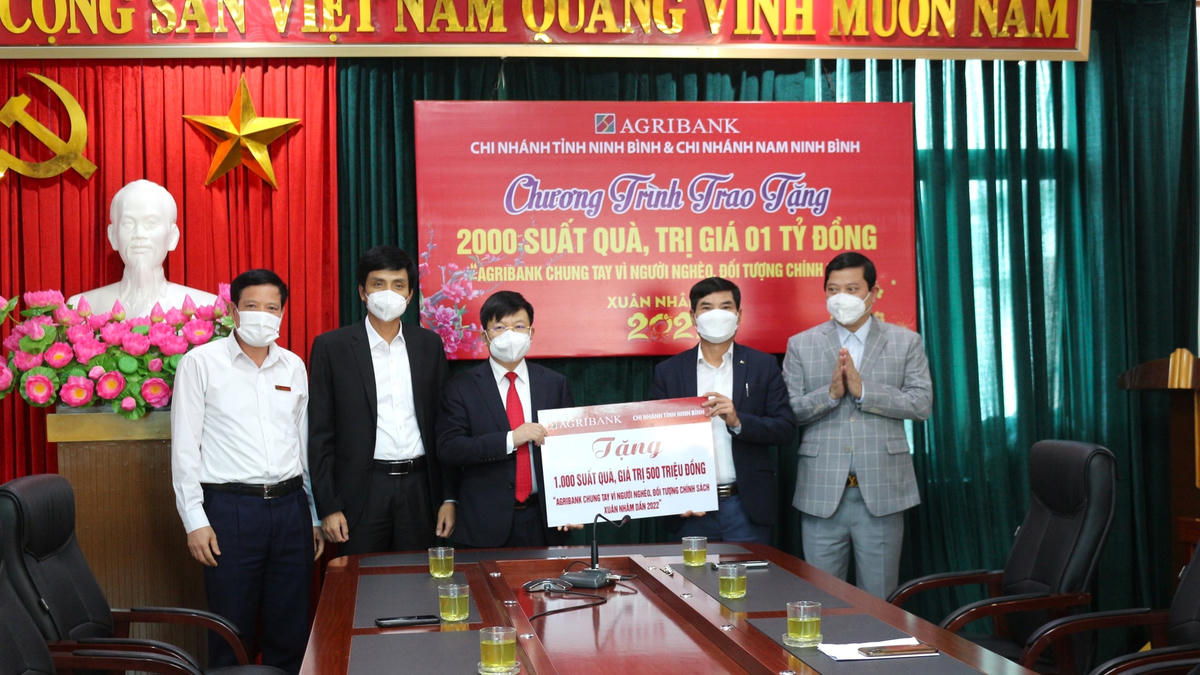 Agribank dành gần 50 tỷ đồng ủng hộ người nghèo và đối tượng chính sách đón Xuân Nhâm Dần