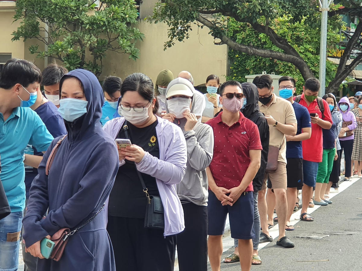 Hà Nội: Bánh trung thu truyền thống chưa ‘hạ nhiệt’