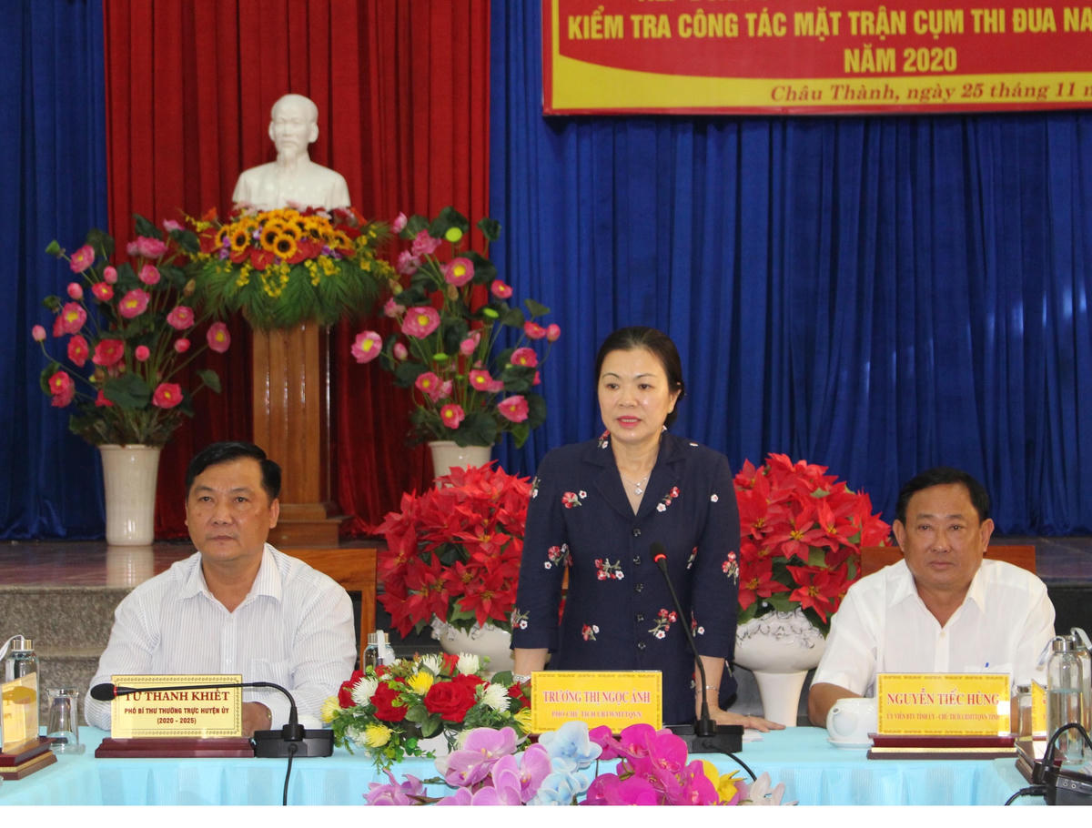 Bà Trương Thị Ngọc Ánh - Phó Chủ tịch UBTƯ MTTQ Việt Nam kết luận tại buổi làm việc.