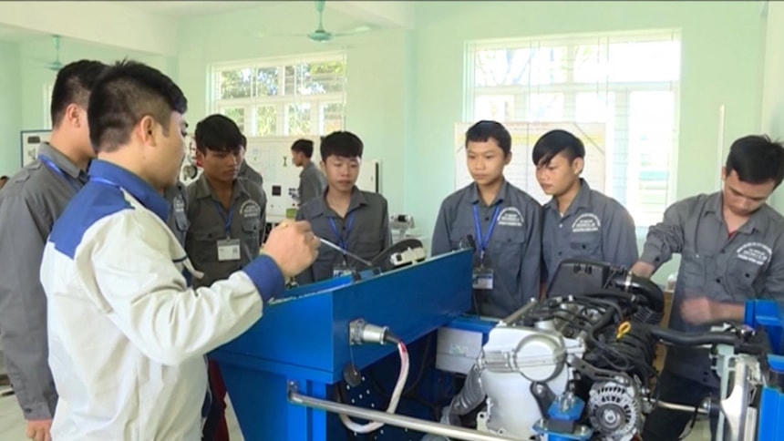 Việc đào tạo lực lượng lao động theo hướng có năng lực thực sự cần được chú trọng.