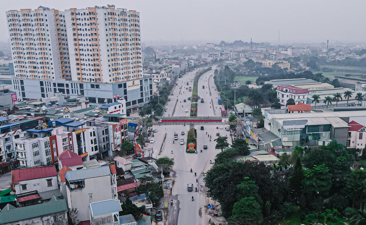 Hiện dự án này đến nay, mới chỉ có hơn 2 km chạy qua thị trấn Chúc Sơn được hoàn thiện.