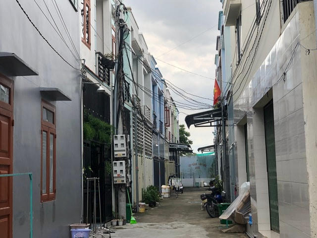 35 căn nhà liền kề được xây dựng trái phép tại phường An Hoà. Nguồn: Dân trí.