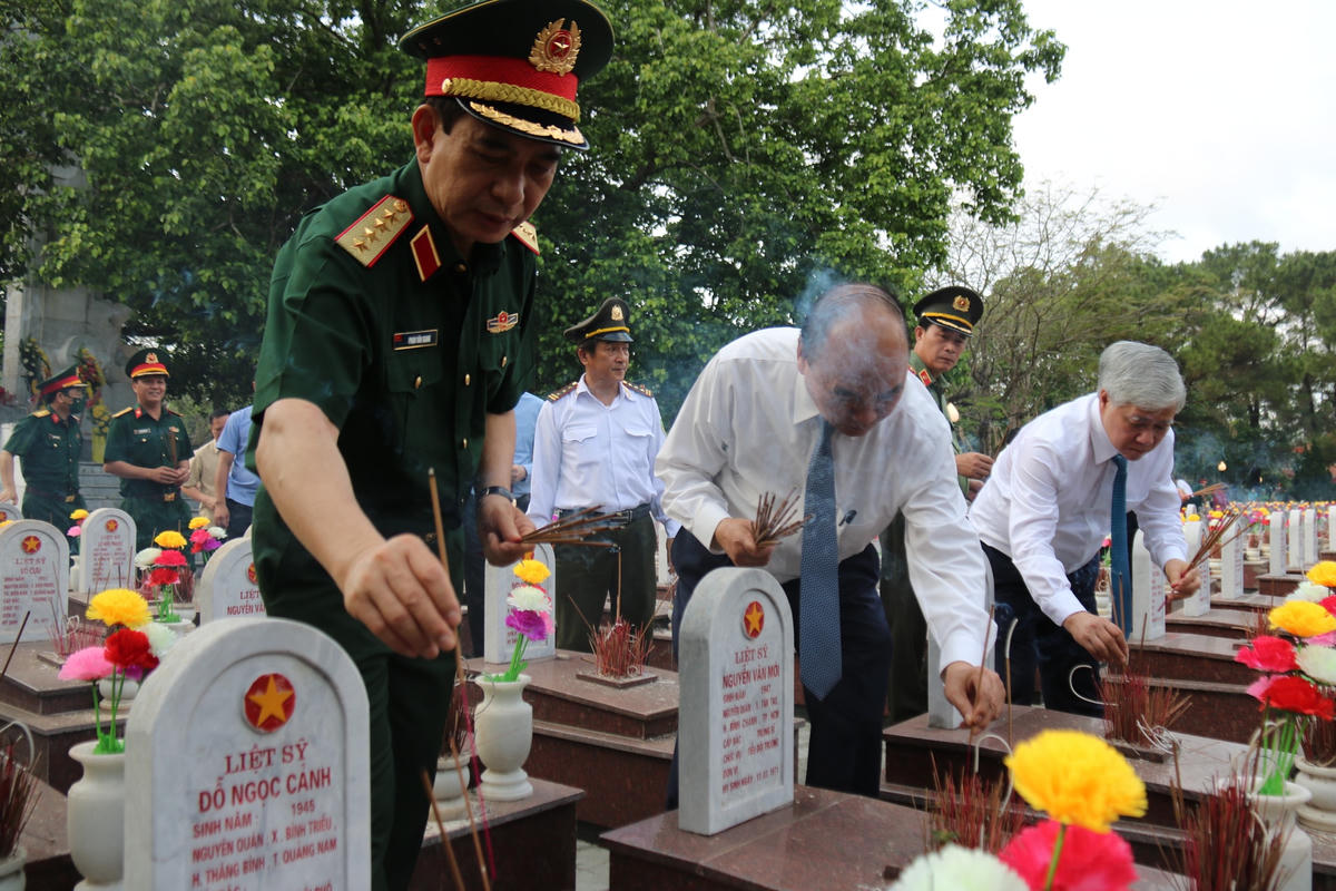 Chủ tịch nước viếng Nghĩa trang Liệt sĩ Trường Sơn, Nghĩa trang Đường 9