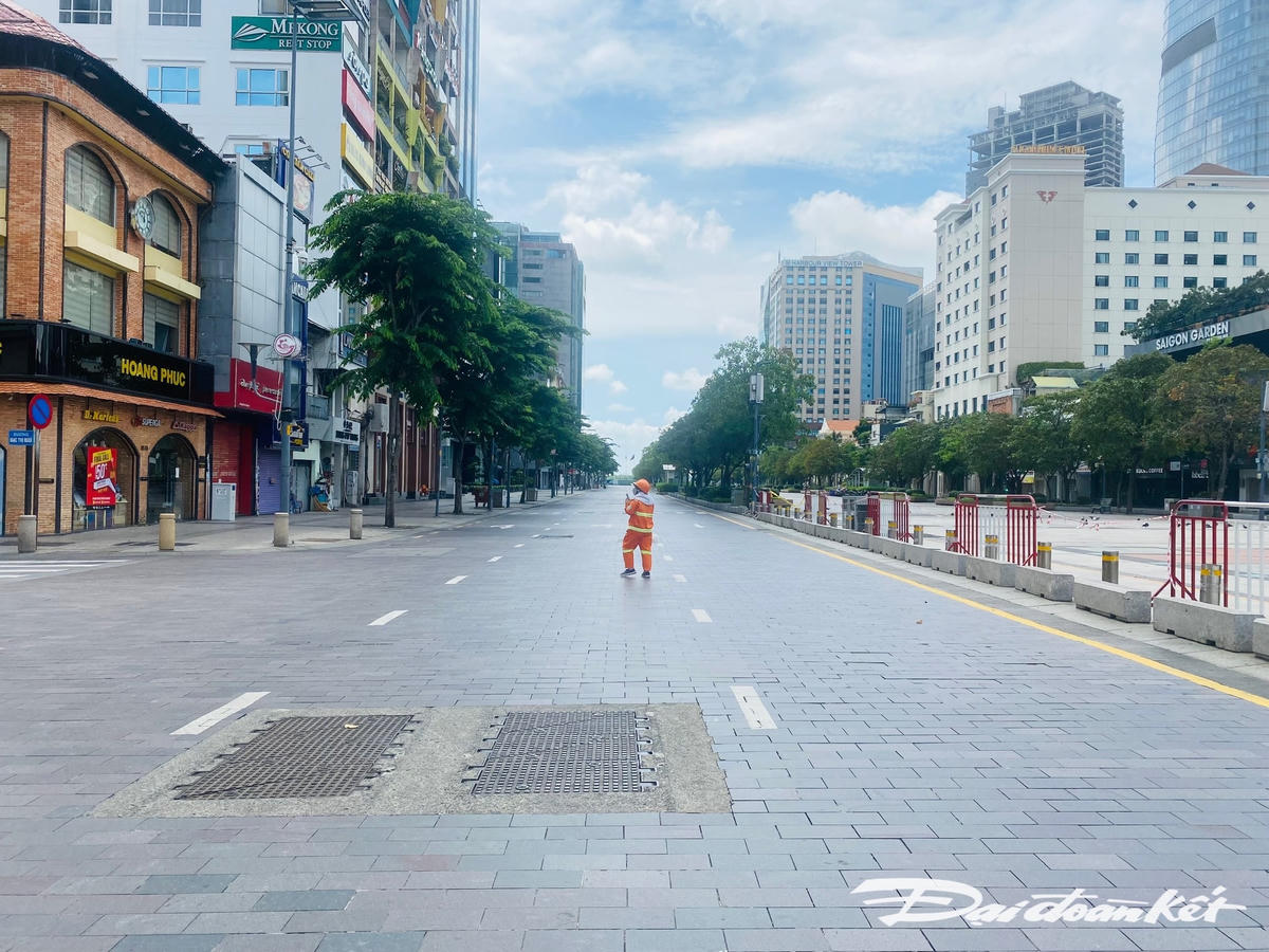 Đường Nguyễn Huệ - Trung tâm TP HCM