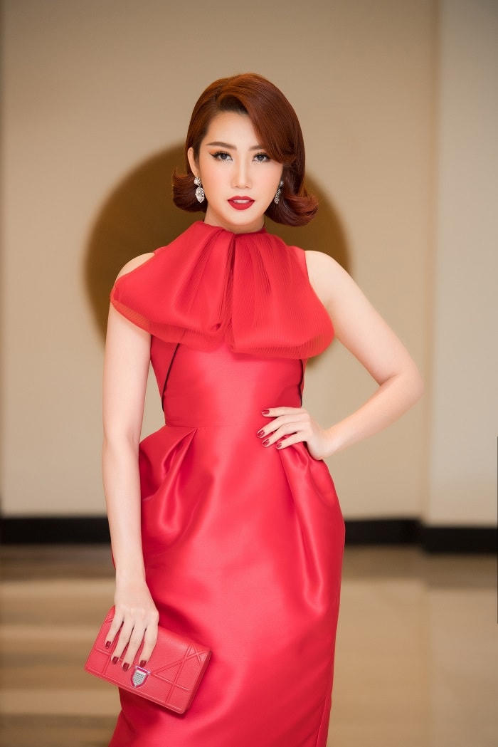 Tuy không phải là một hoa hậu, nhưng diễn viên Thúy Ngân cũng không hề kém cạnh bất cứ người đẹp nào. Gần đây Thúy Ngân còn nhận được nhiều sự yêu thương của người hâm mộ hơn khi tham gia Games show Running Man mùa 2.