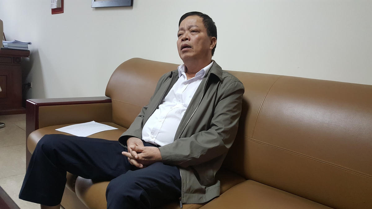 Ông Trịnh Tiến Dũng khi thông tin với PV.