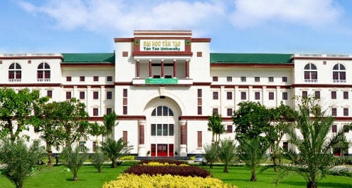 Trường ĐH Tân Tạo.