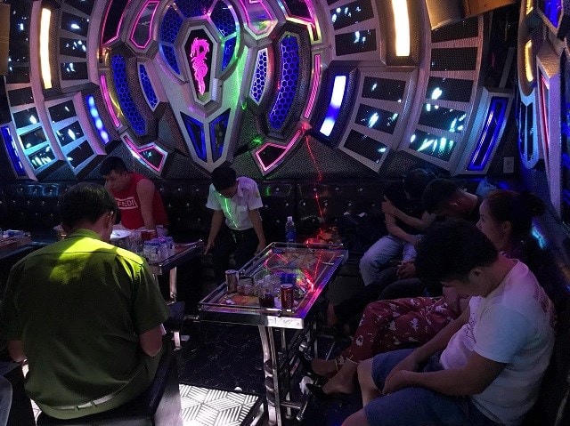 Quảng Ngãi cho phép hoạt động trở lại quán karaoke, massage. (Ảnh minh họa).