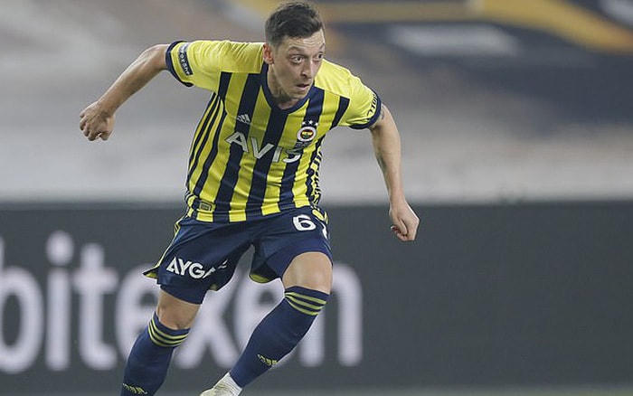 CLB Indonesia thỏa thuận trả lương siêu khủng cho Mesut Ozil