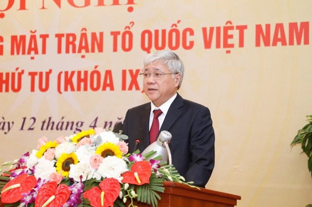 Bí thư Trung ương Đảng, Chủ tịch UBTƯ MTTQ Việt Nam Đỗ Văn Chiến phát biểu nhận nhiệm vụ.  