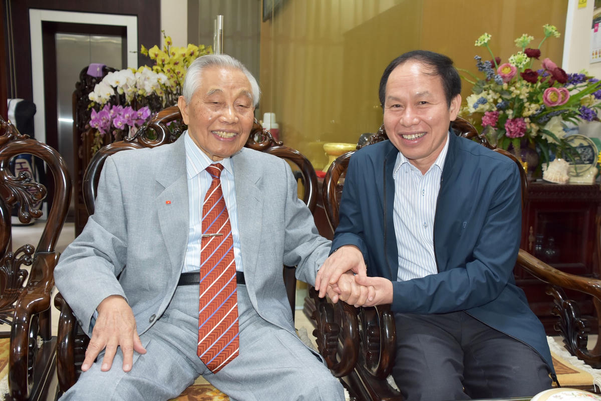 Tri ân những vị lãnh đạo có công lao với đất nước và nhân dân