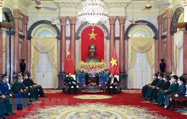 Chủ tịch nước Nguyễn Xuân Phúc tiếp Bộ Quốc phòng Trung Quốc Nguỵ Phượng Hòa. (Ảnh: Thống Nhất/TTXVN).