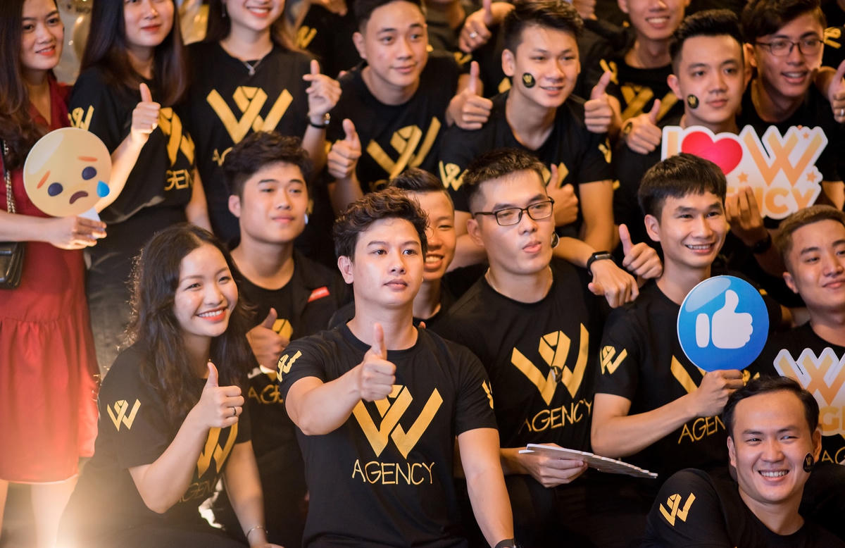 Doanh nhân Lê Phước Minh Khuê luôn là chổ dựa vững chắc, kim chỉ nam cho anh em W Agency.