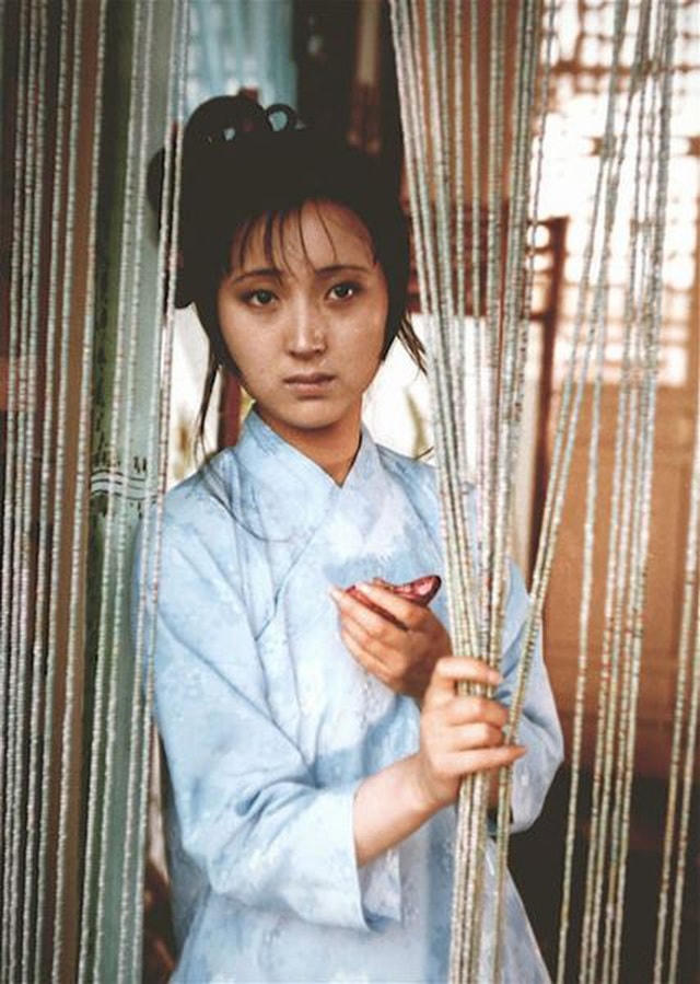 Ngoại hình thích hợp cùng lối diễn xuất tự nhiên khiến Trần Hiểu Húc trở thành Lâm Đại Ngọc xuất sắc trên màn ảnh.  