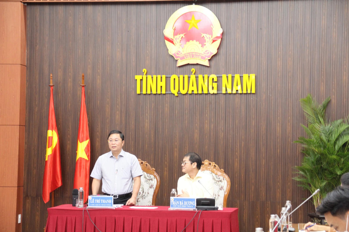 Ông Lê Trí Thanh, Chủ tịch UBND tỉnh Quảng Nam phát biểu tại buổi làm việc.