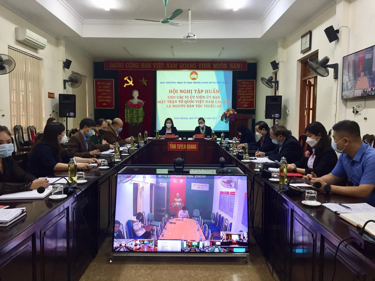 Bồi dưỡng kiến thức, kỹ năng công tác dân tộc cho cán bộ Mặt trận người DTTS