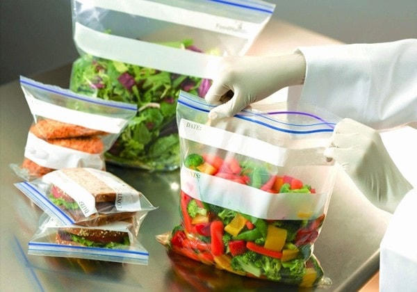 Cần bảo quản thực phẩm đúng cách.