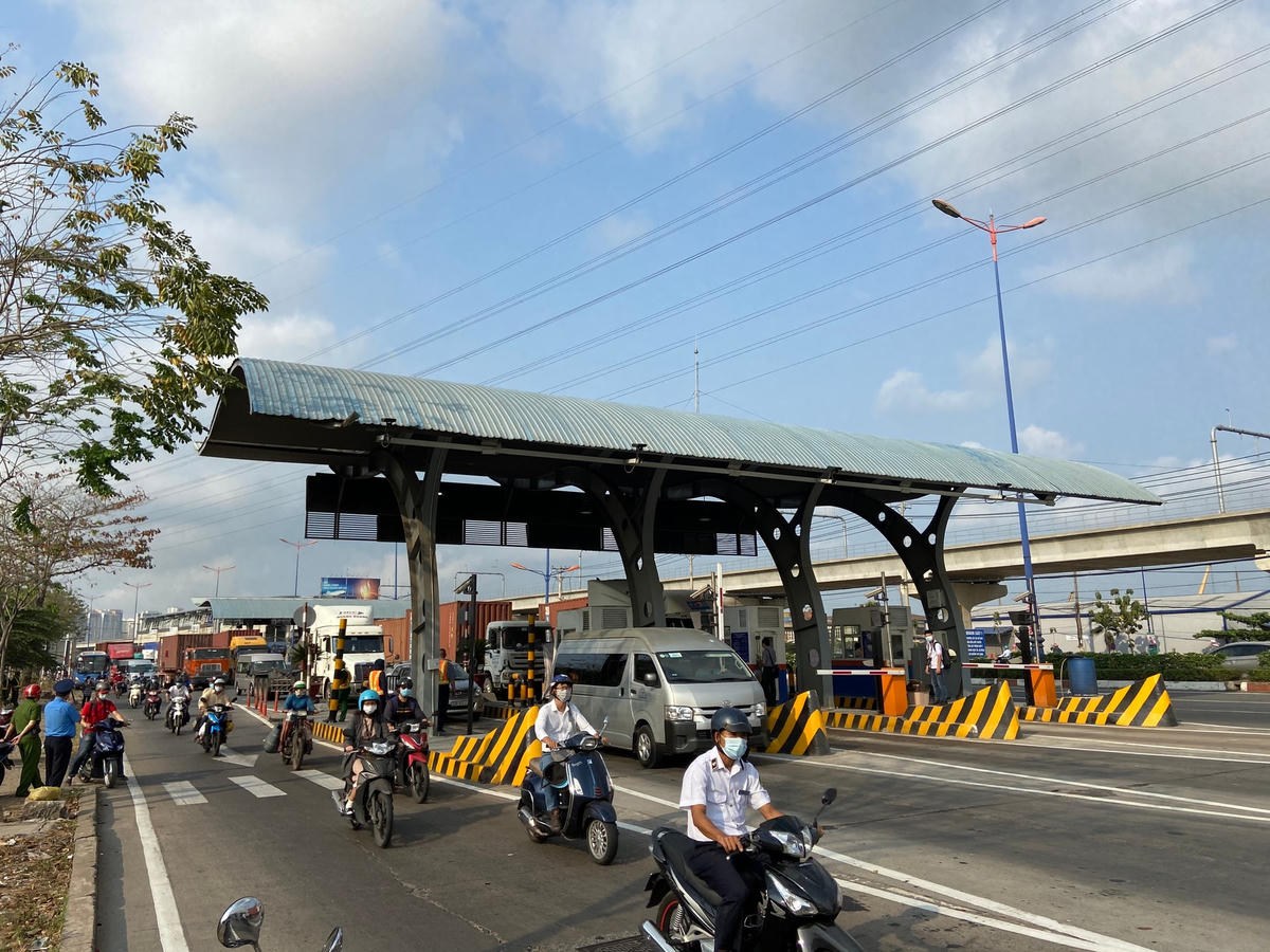 Trạm thu phí xa lộ Hà Nội, TP Thủ Đức. Ảnh: Trung Lĩnh.