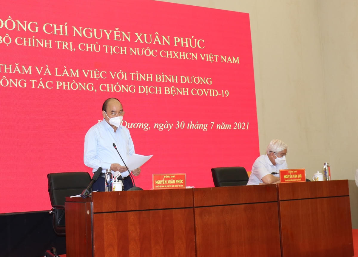 Chủ tịch nước Nguyễn Xuân Phúc phát biểu tại buổi làm việc với lãnh đạo tỉnh Bình Dương.
