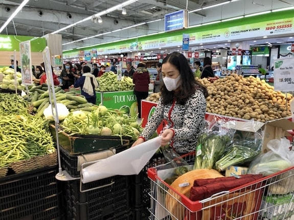 Hà Nội đã chuẩn bị mọi kịch bản đảm bảo hàng hóa thiết yếu cho người dân đối phó với dịch Covid-19. Ảnh: Phạm Linh.