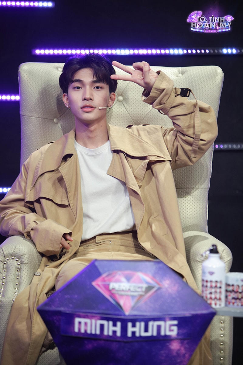 Minh Hưng.