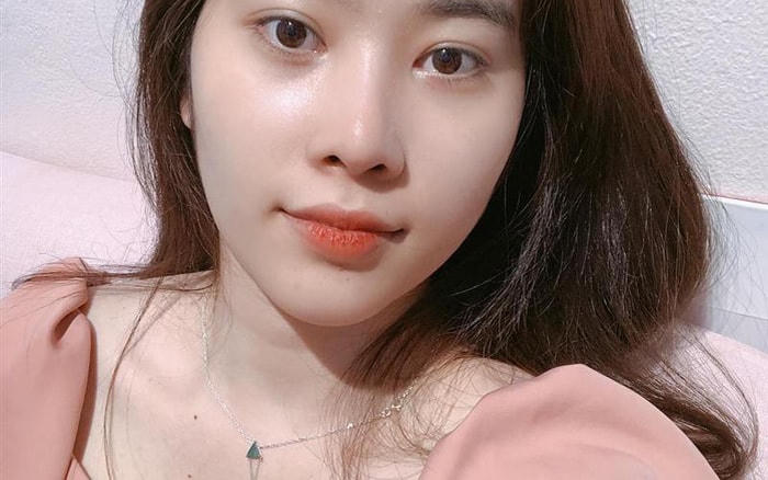 Nam Em từng có những phát ngôn về chuyện trinh tiết của nữ giới gây sốc. 