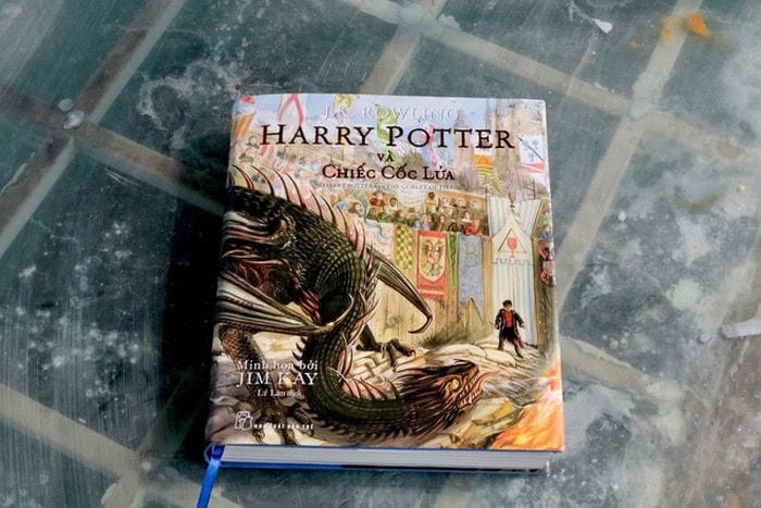 Ra mắt phiên bản sách tranh Harry Potter