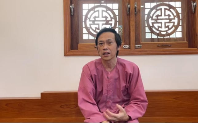 NSƯT Hoài Linh một lần nữa gửi lời xin lỗi công chúng trong video ngày 5/6. (Ảnh cắt từ video).