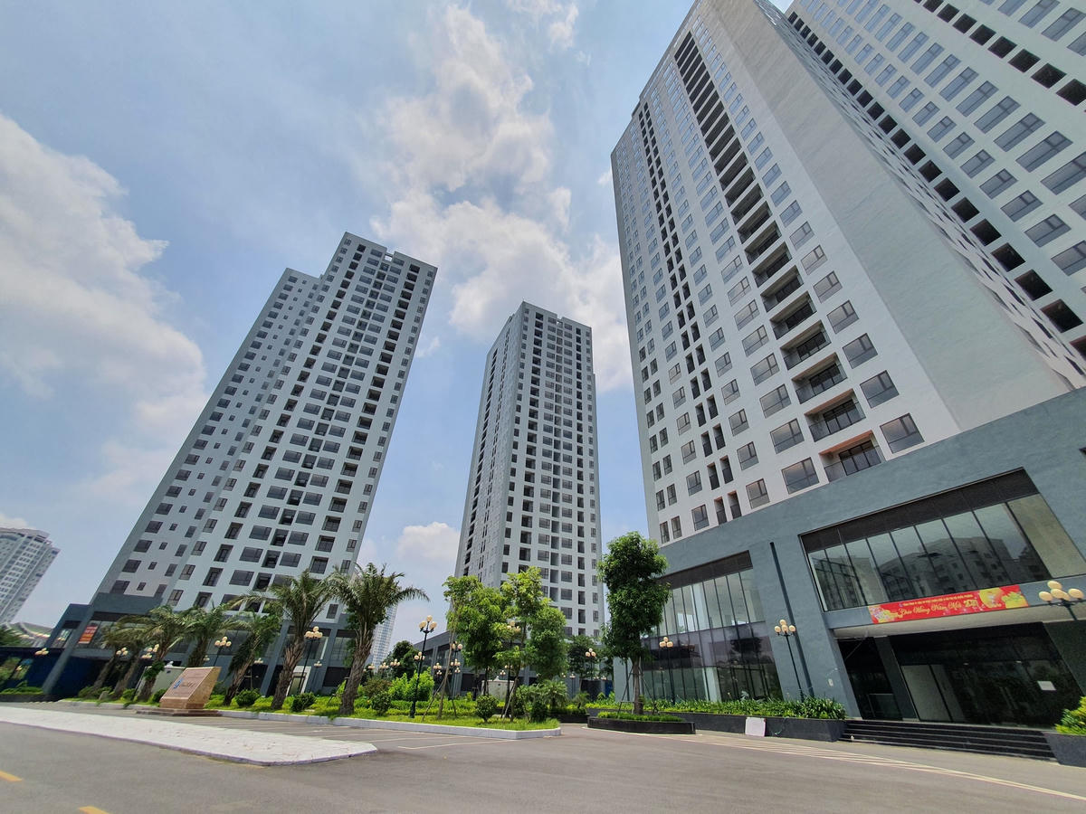 Ngoài ra, Dự án nhà ở thương mại phục vụ tái định cư tại khu X2 Đại Kim, quận Hoàng Mai cũng được trưng dụng làm khu cách ly, bệnh viện da chiến.